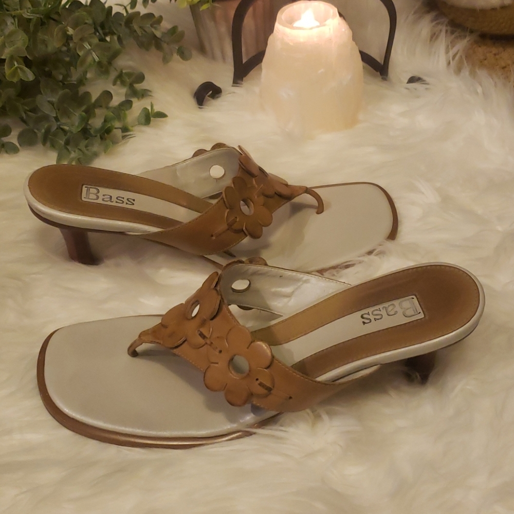 Bass Sandals 3" heel Olive green
